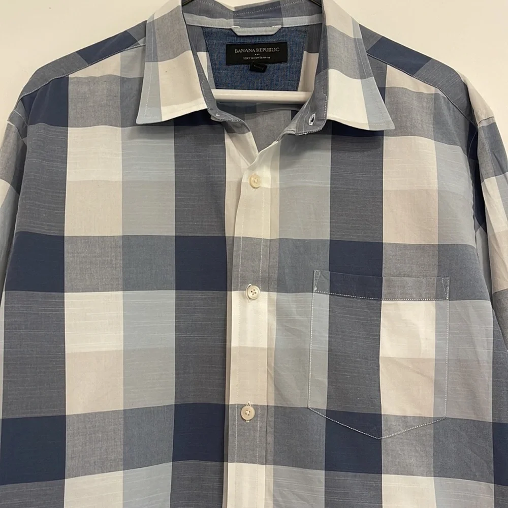 Banana republic men’s soft wash slim fit dress shirt